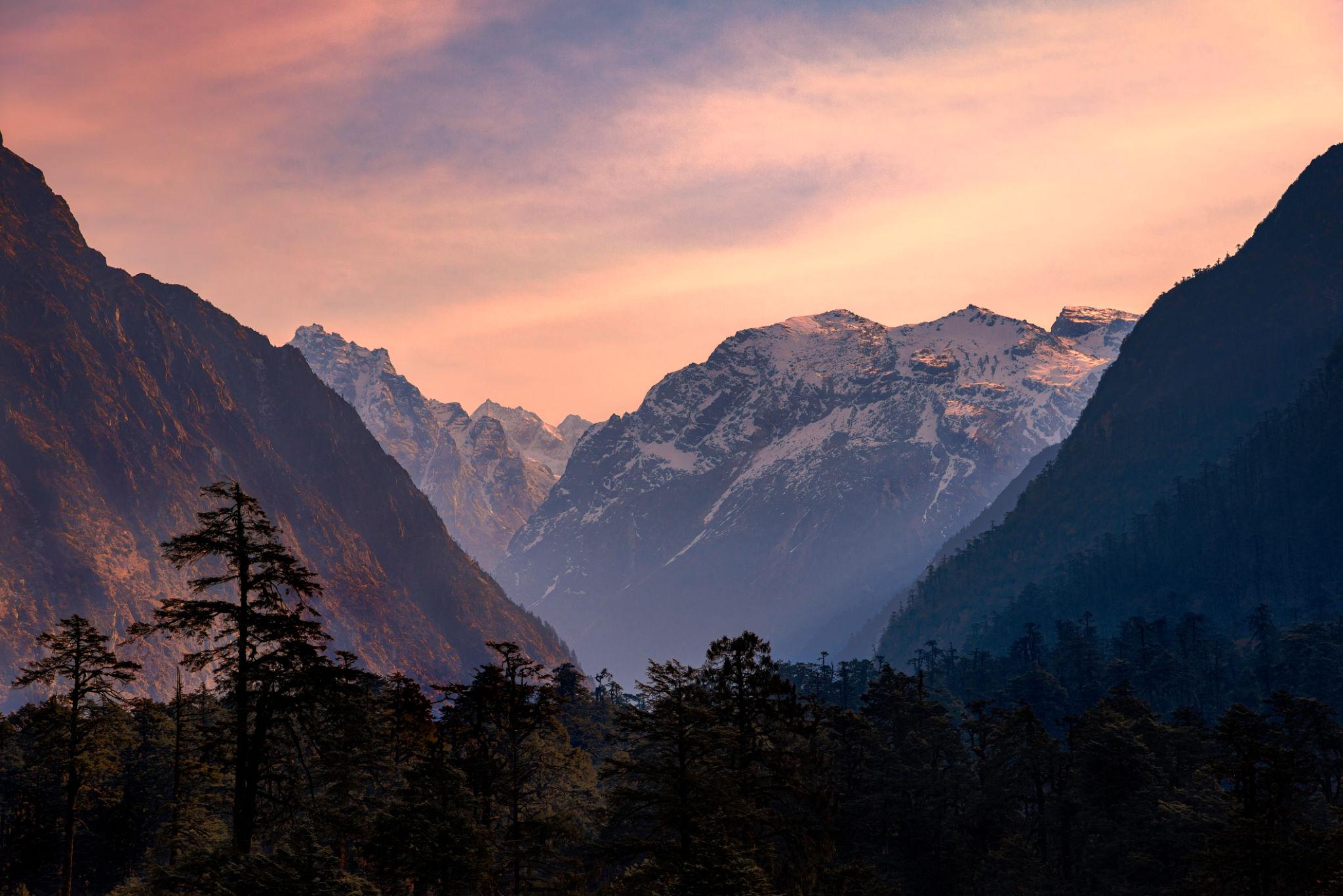 Gangtok - Lachung Tour Package 4 Nights - 5 Days